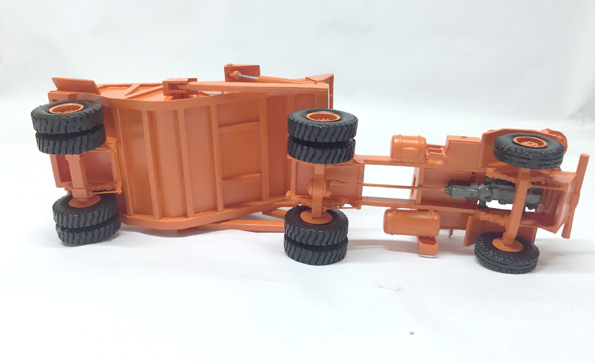 1/87 KW Dart 50 EDT/Rear Dump Trailer - Ready Built Resin Model - Image 4