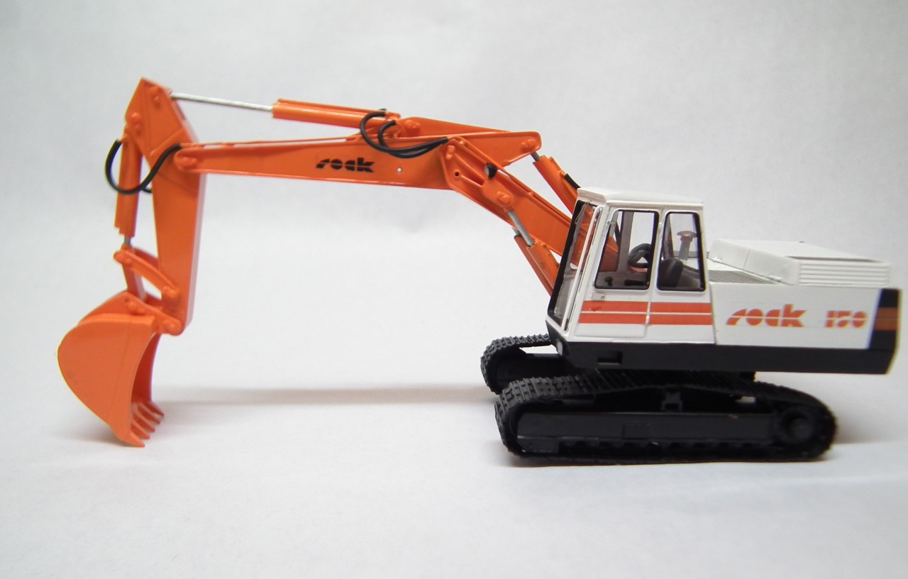 1/50 Excavator ROCK 150 - Handmade Resin Model 1/50 Excavator ROCK 150 - Handmade Resin Model - Image 9