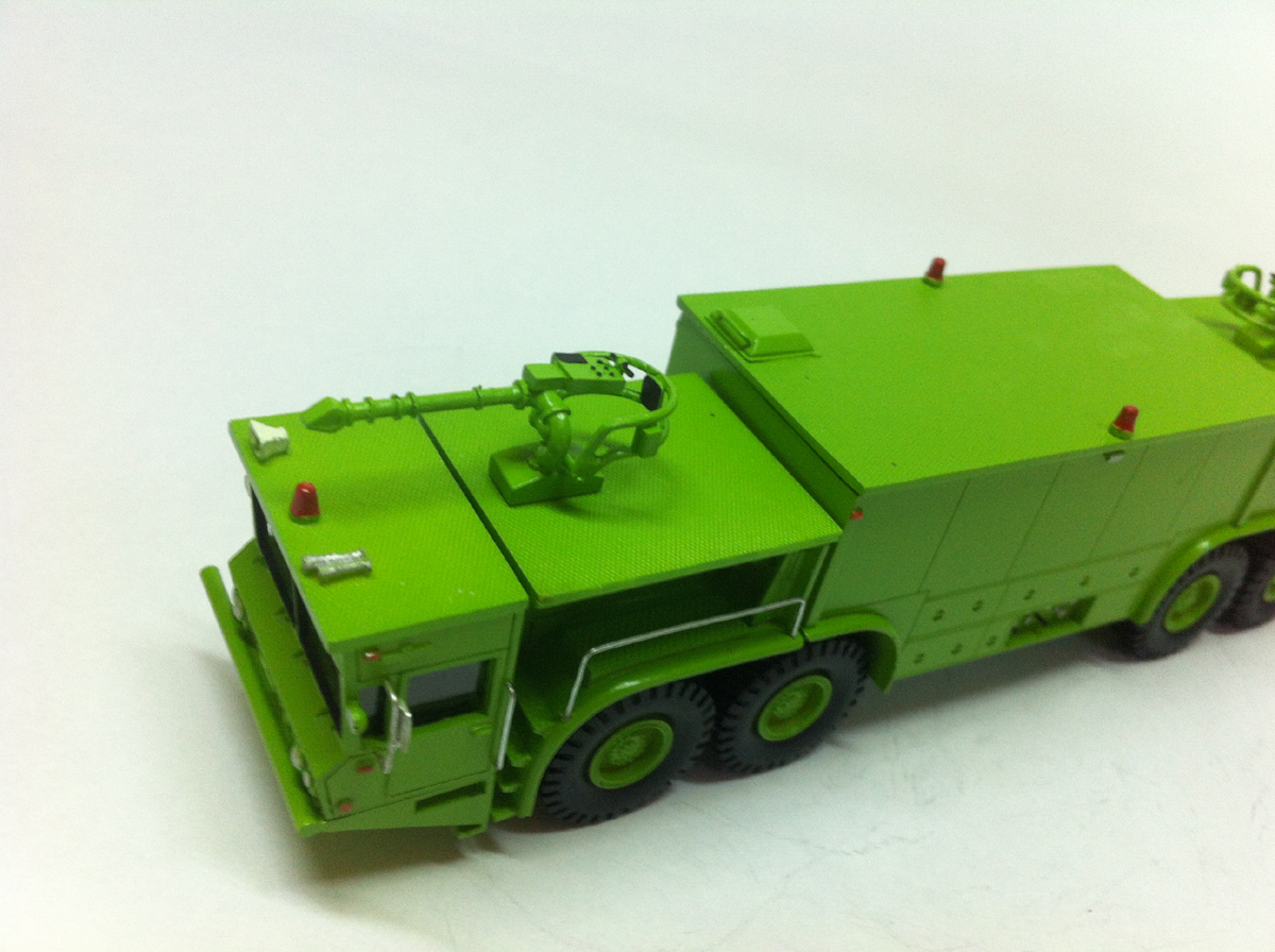 HO 1/87 Oshkosh P-15 Firetruck (ARFF)- Handbuilt Resin Model - Image 6