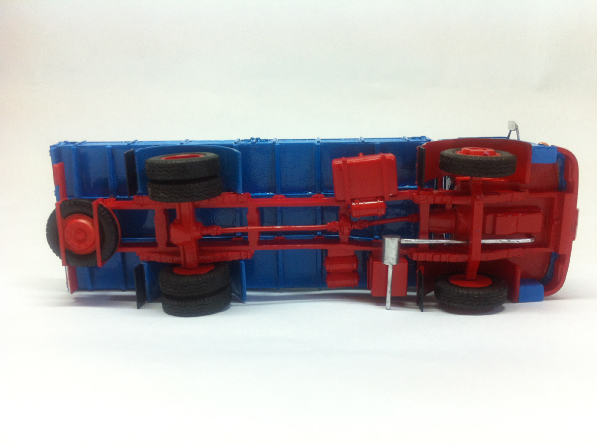 1/50 Camion ROMAN 8.135F - ReadyMade Resin Model - Image 3