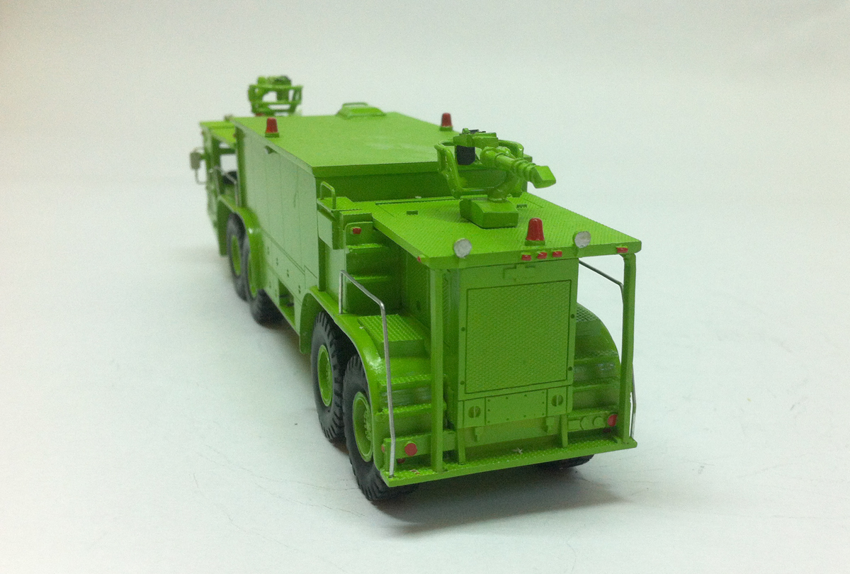 HO 1/87 Oshkosh P-15 Firetruck (ARFF)- Handbuilt Resin Model - Image 7