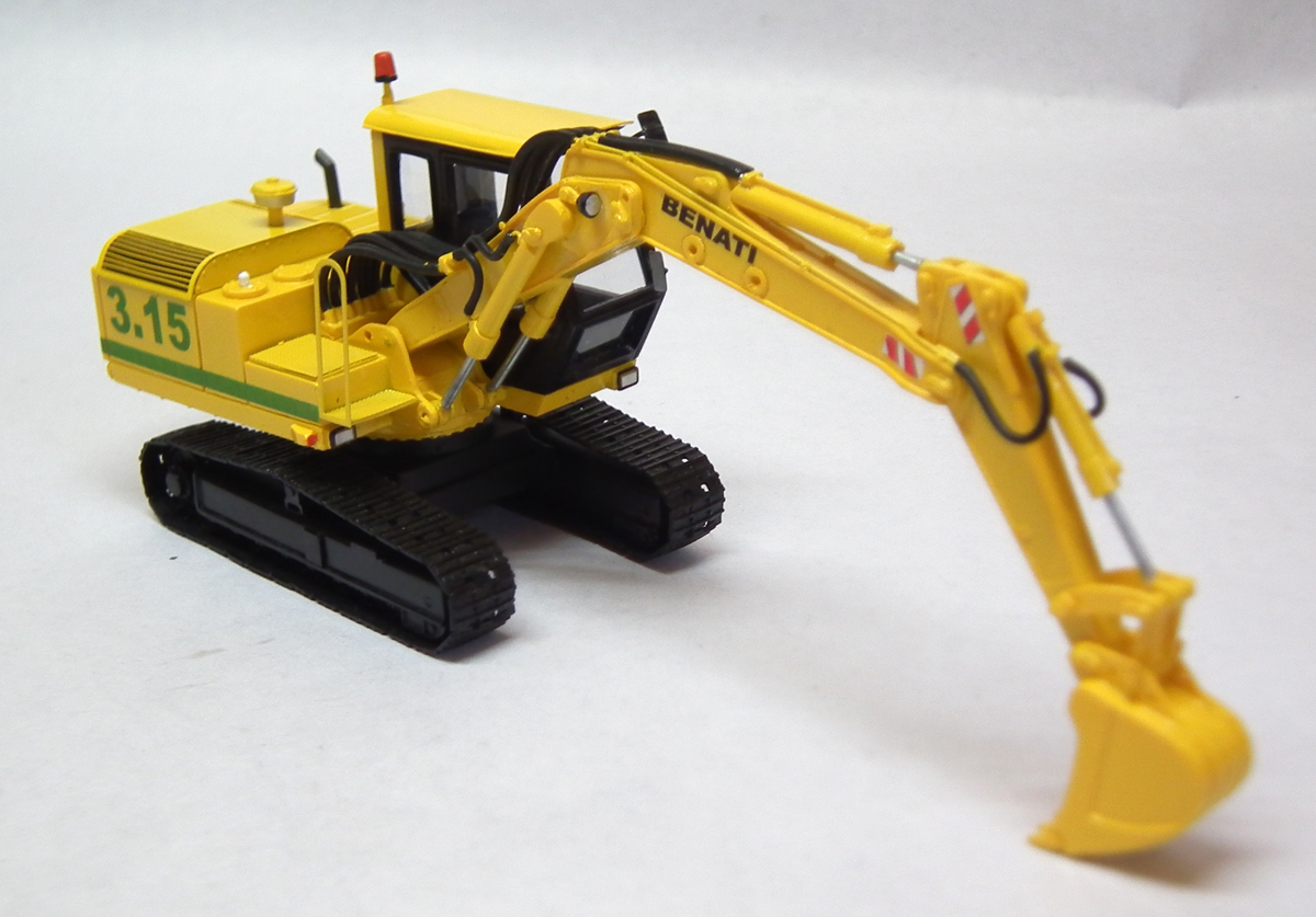 1/50 Excavator Benati 3.15 Tracks - Handmade Resin Model - Image 8