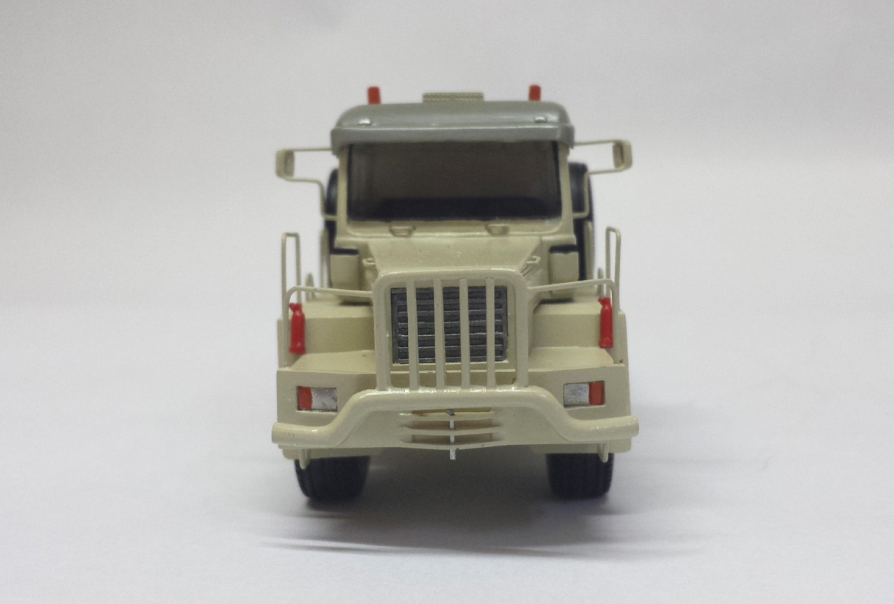 HO 1/87 TITAN Z72-600 6x6 - ReadyMade Resin Model - Image 3