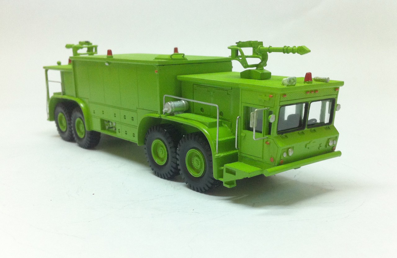 HO 1/87 Oshkosh P-15 Firetruck (ARFF)- Handbuilt Resin Model - Image 10