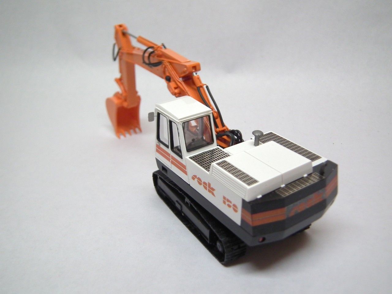 1/50 Excavator ROCK 150 - Handmade Resin Model 1/50 Excavator ROCK 150 - Handmade Resin Model - Image 6