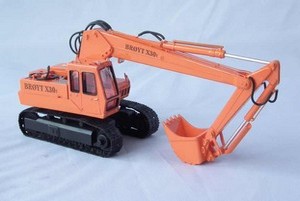 1/50 Broyt X30 T - Cab 2 - Orange - Handmade Resin Model