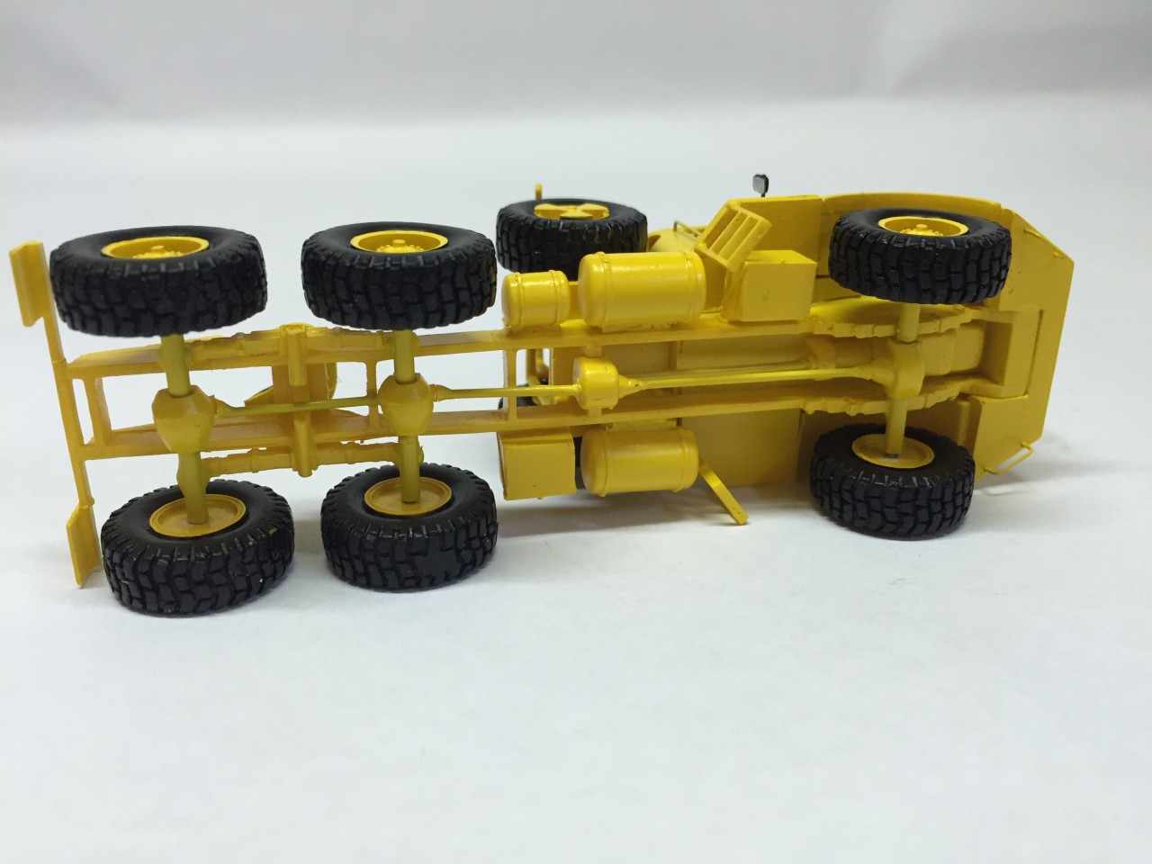 HO 1/87 WILLEME W8-SAT 6X6 - 1961 - Ready Built Resin Model - Image 10