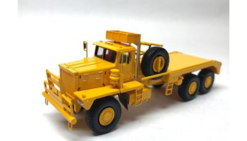 1/87 Pacific P12W "Roughneck"- Ready Made Resin Model
