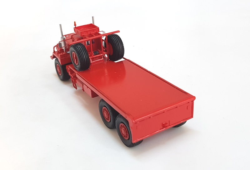 1/87 KENWORTH 953 OILFIELD - Ready Built Resin Model - Image 3