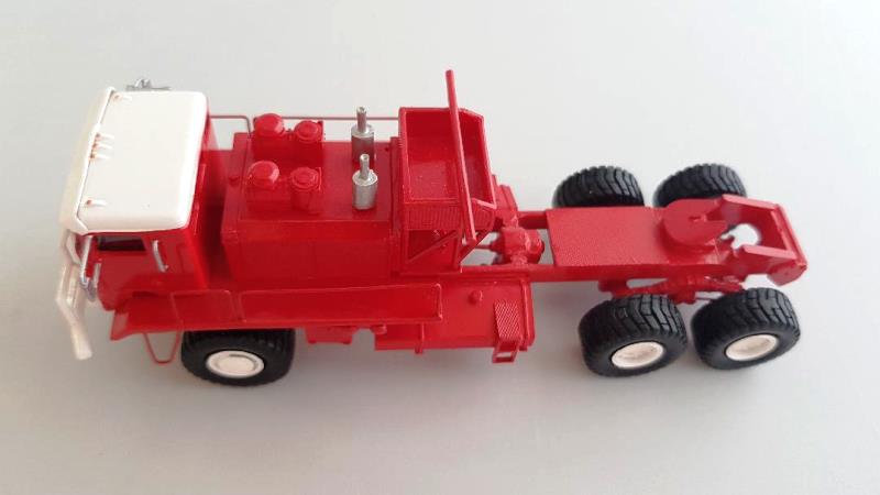 1/87 Kenworth 993 COE Oilfield- Ready Built Resin Model - Image 5