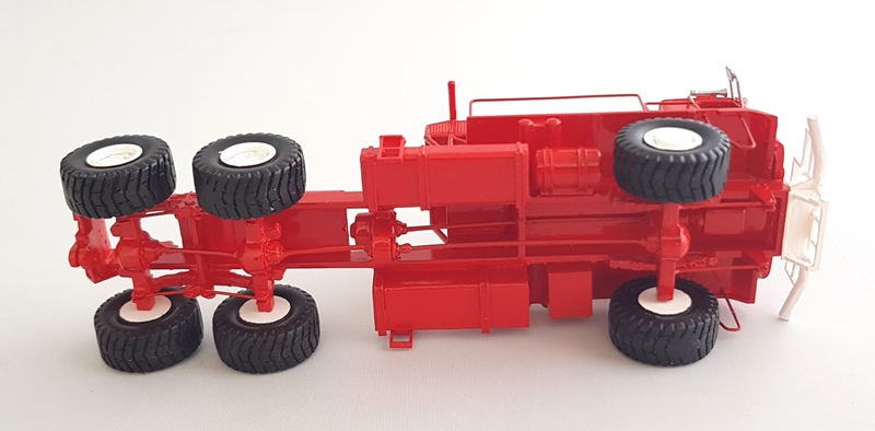 1/87 Kenworth 993 COE Oilfield- Ready Built Resin Model - Image 7
