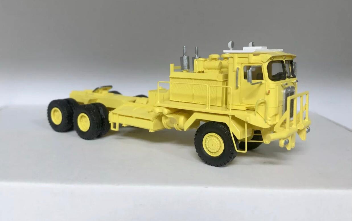 1/87 Kenworth 993 Heavy Tractor- Ready Built Resin Model - Image 3